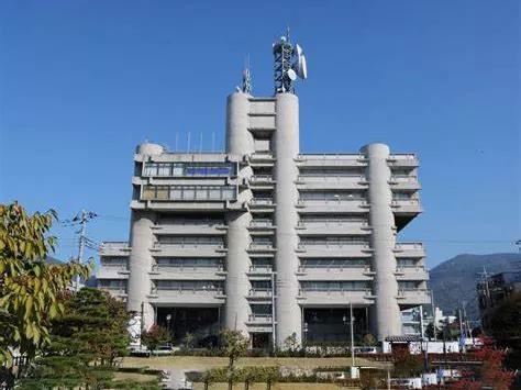 তীখাৰ গঠন সম্প্ৰচাৰ ভৱন এটাৰ খৰচ কিমান?